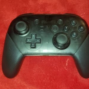 Nintendo Switch Pro Controller